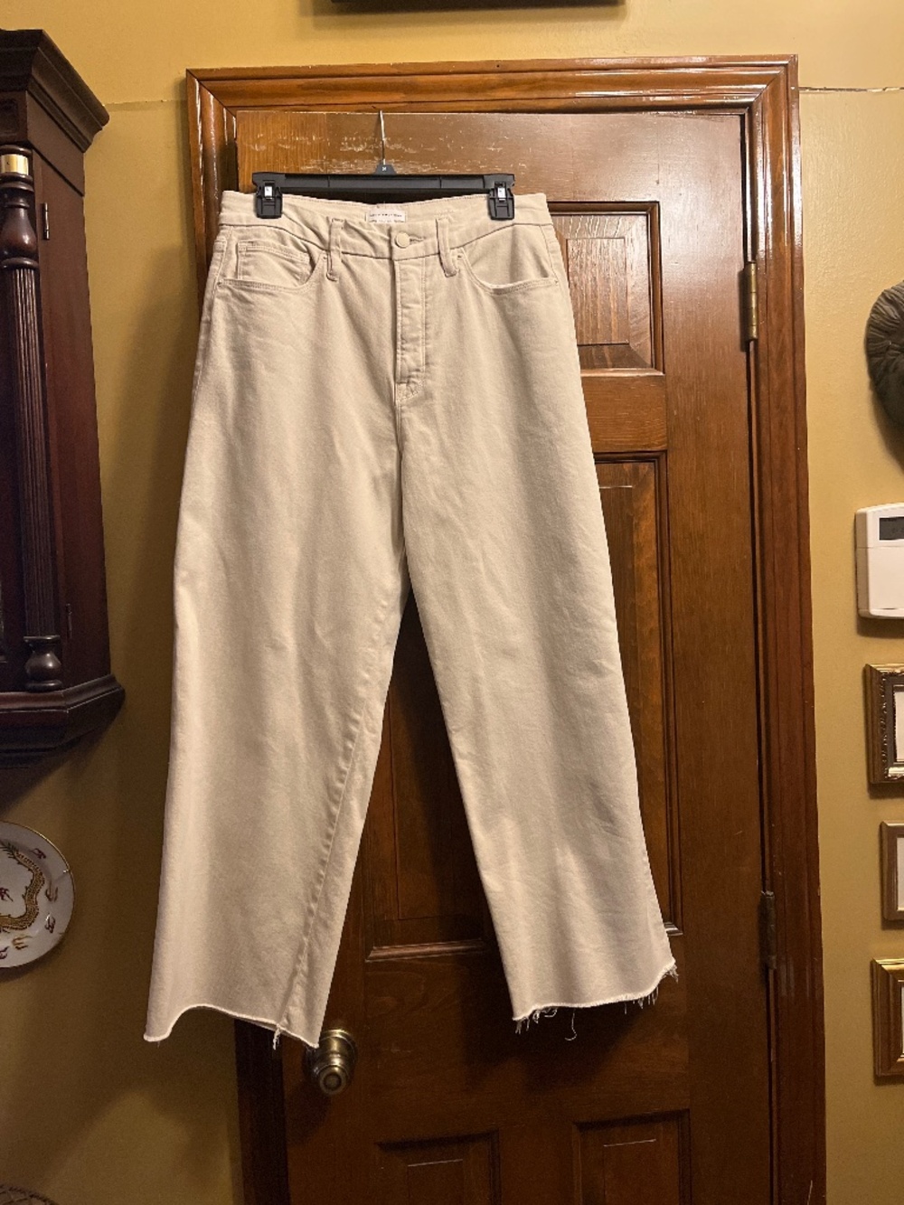 New, Without Tags, Good American Brand Jeans.  Sz. 10.
